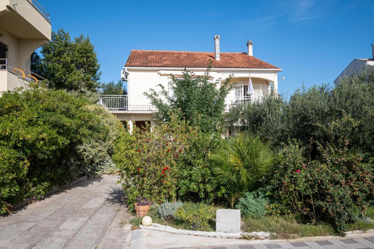 Apartments By The Sea Sukosan, Zadar - 5863 Exterior photo